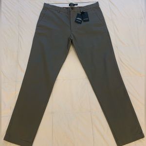 CLUB MONACO Connor Modern Slim Fit Chinos 32”x30”